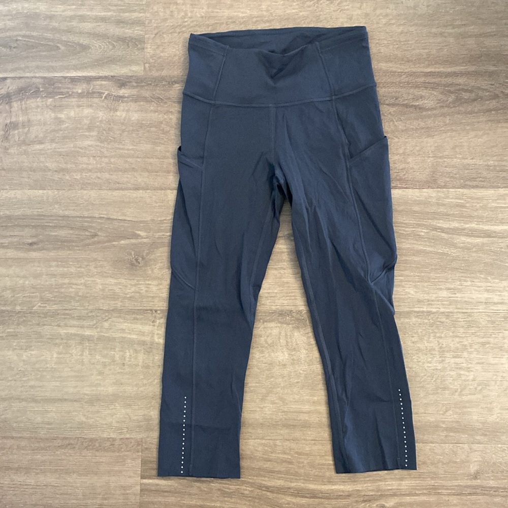 Fast and Free Legging Cropped 23” size 4